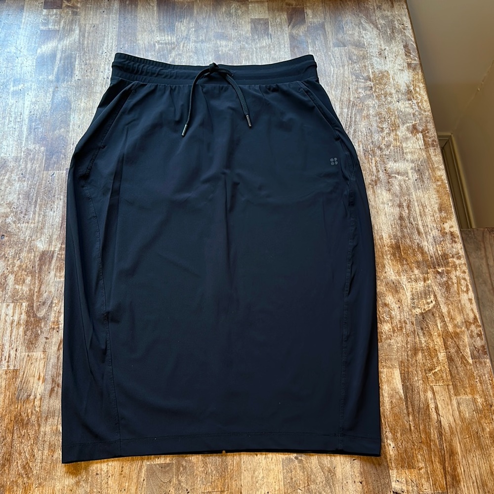 Sweaty Betty skirt